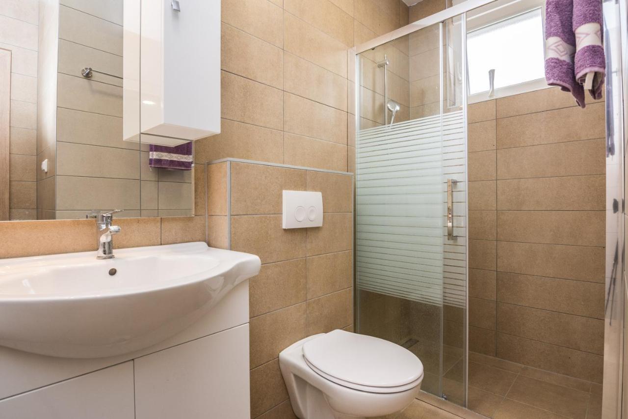 Zilip Apartments Vir Luaran gambar