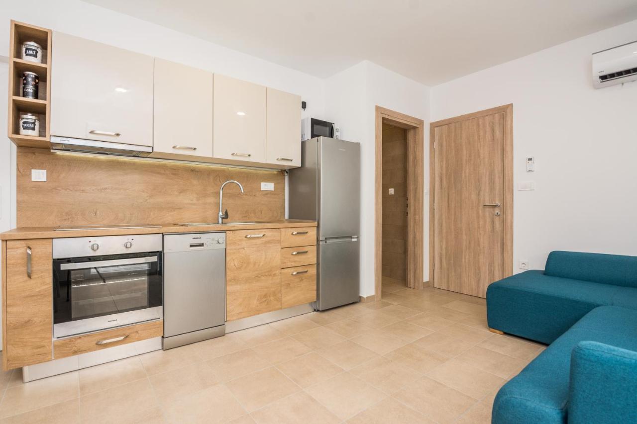 Zilip Apartments Vir Luaran gambar
