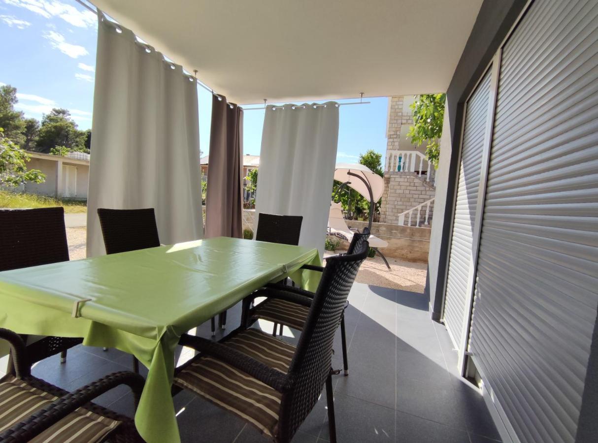 Zilip Apartments Vir Luaran gambar
