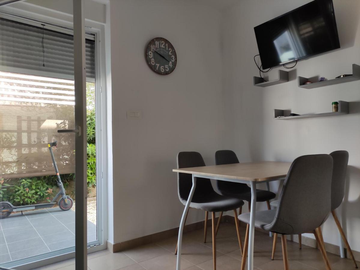 Zilip Apartments Vir Luaran gambar